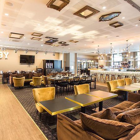 Hotel Gatsby By Happyculture Chassieu Exterior foto